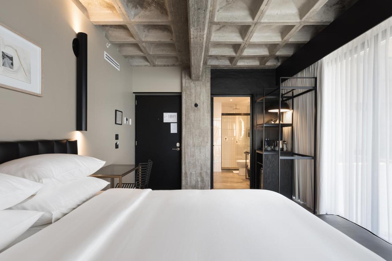 Bellwort Hotel Гуадалахара Екстериор снимка
