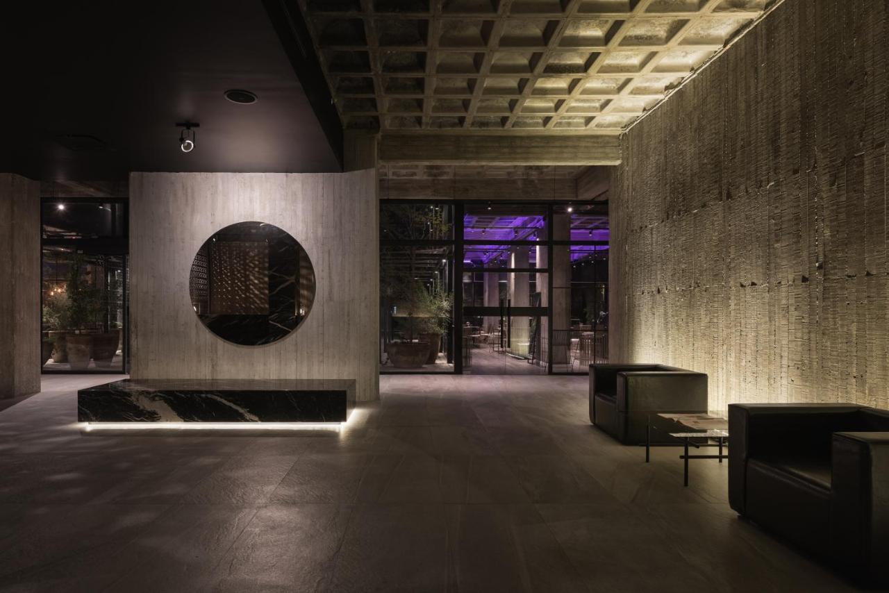 Bellwort Hotel Гуадалахара Екстериор снимка