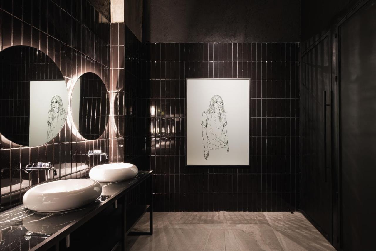 Bellwort Hotel Гуадалахара Екстериор снимка