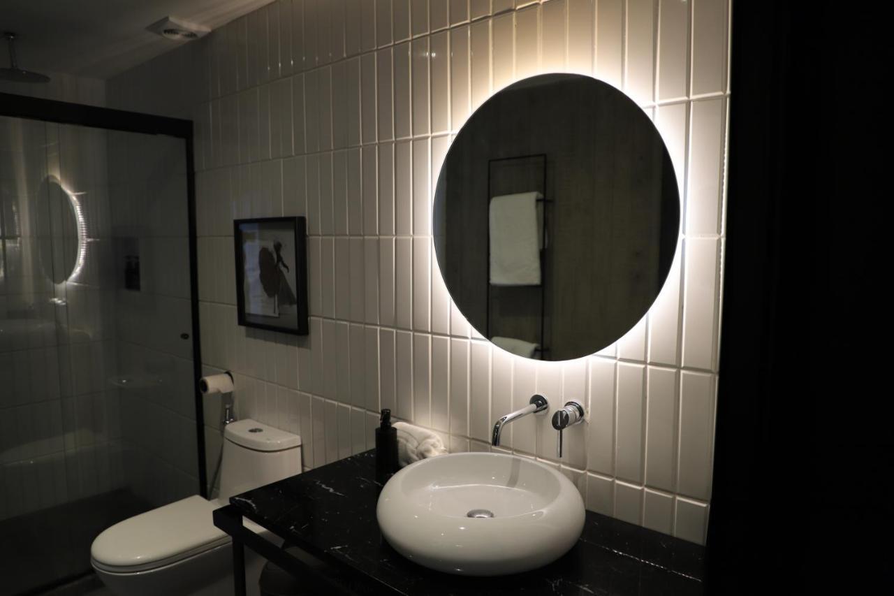 Bellwort Hotel Гуадалахара Екстериор снимка