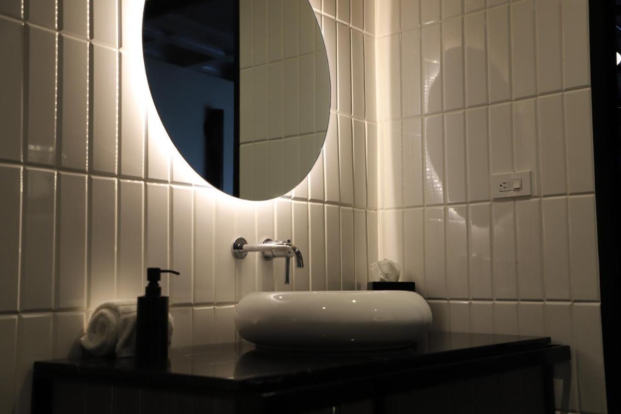 Bellwort Hotel Гуадалахара Екстериор снимка